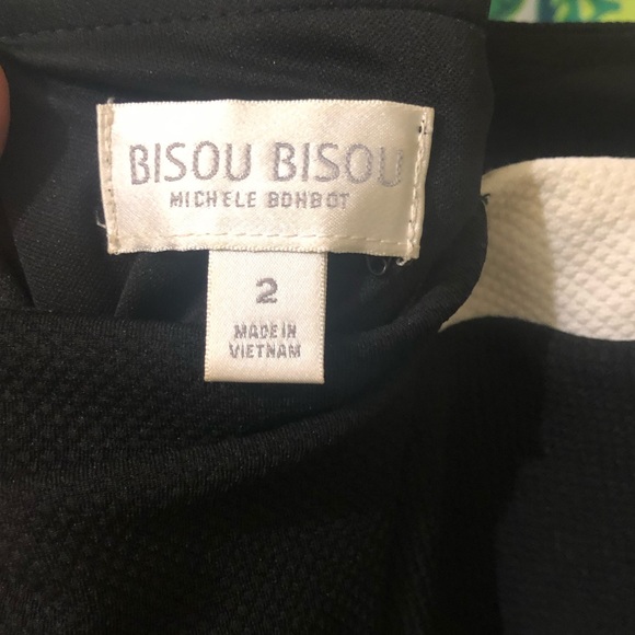 Bisou bisou black and white cross dress - Picture 6 of 6